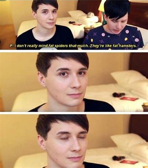 DAN AND PHIL TALKING ABOUT THE HAT FIC!!! .